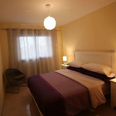 La Perla Sea View, Pool, Parking And Wifi アパート