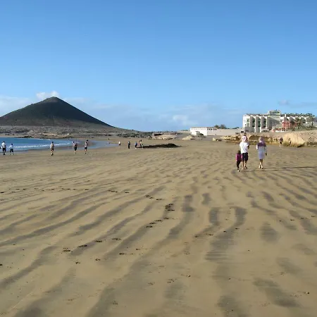 アパート La Perla Sea View, Pool, Parking And Wifi エル・メダノ