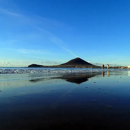 公寓 La Perla Sea View, Pool, Parking And Wifi 厄尔梅达诺